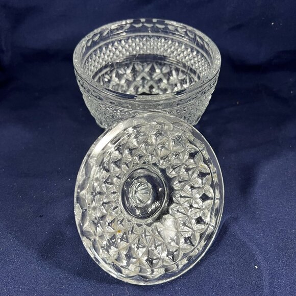 Cut Glass Lidded Candy Dish With Diamond Pattern Design  Vintage Decorative Stor - Picture 5 of 5